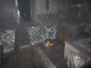 На проспекте Маршала Жукова полностью выгорела однокомнатная квартира