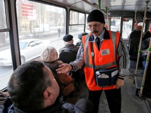 Самый популярный кондуктор Санкт-Петербурга забрал заявление об уходе