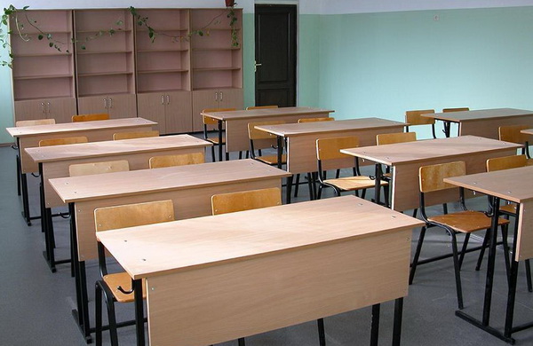 В Петербурге учеников отправляют на каникулы досрочно