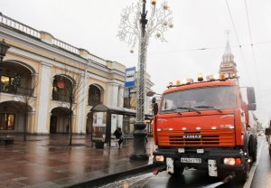 В Петербурге проверяют готовность уборочной техники к летнему сезону